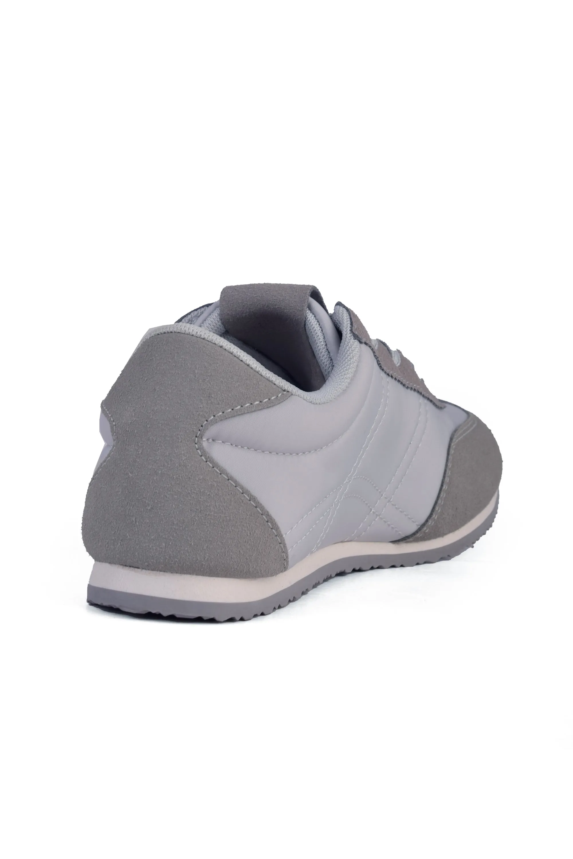 01-5097 Comfy Flat Sneaker