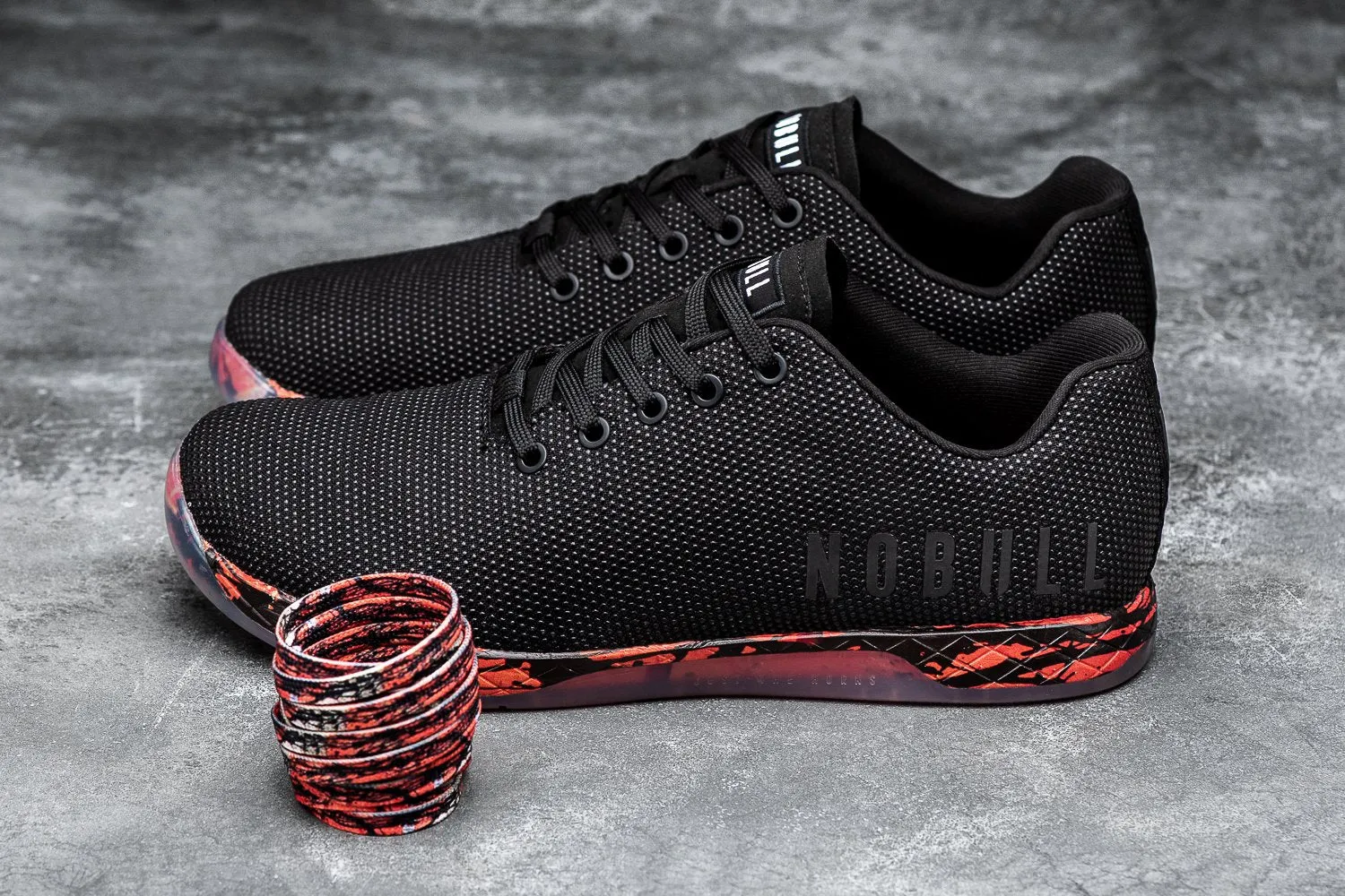 BLACK SPILL TRAINER (WOMEN'S)