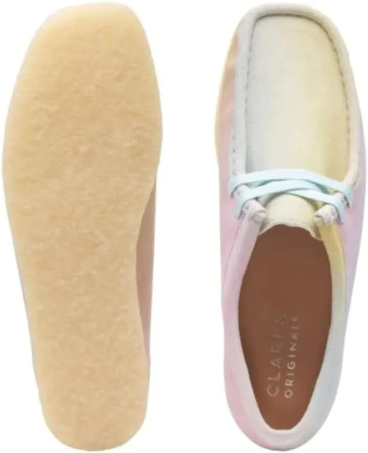 Clarks Women's Wallabee. Oxford