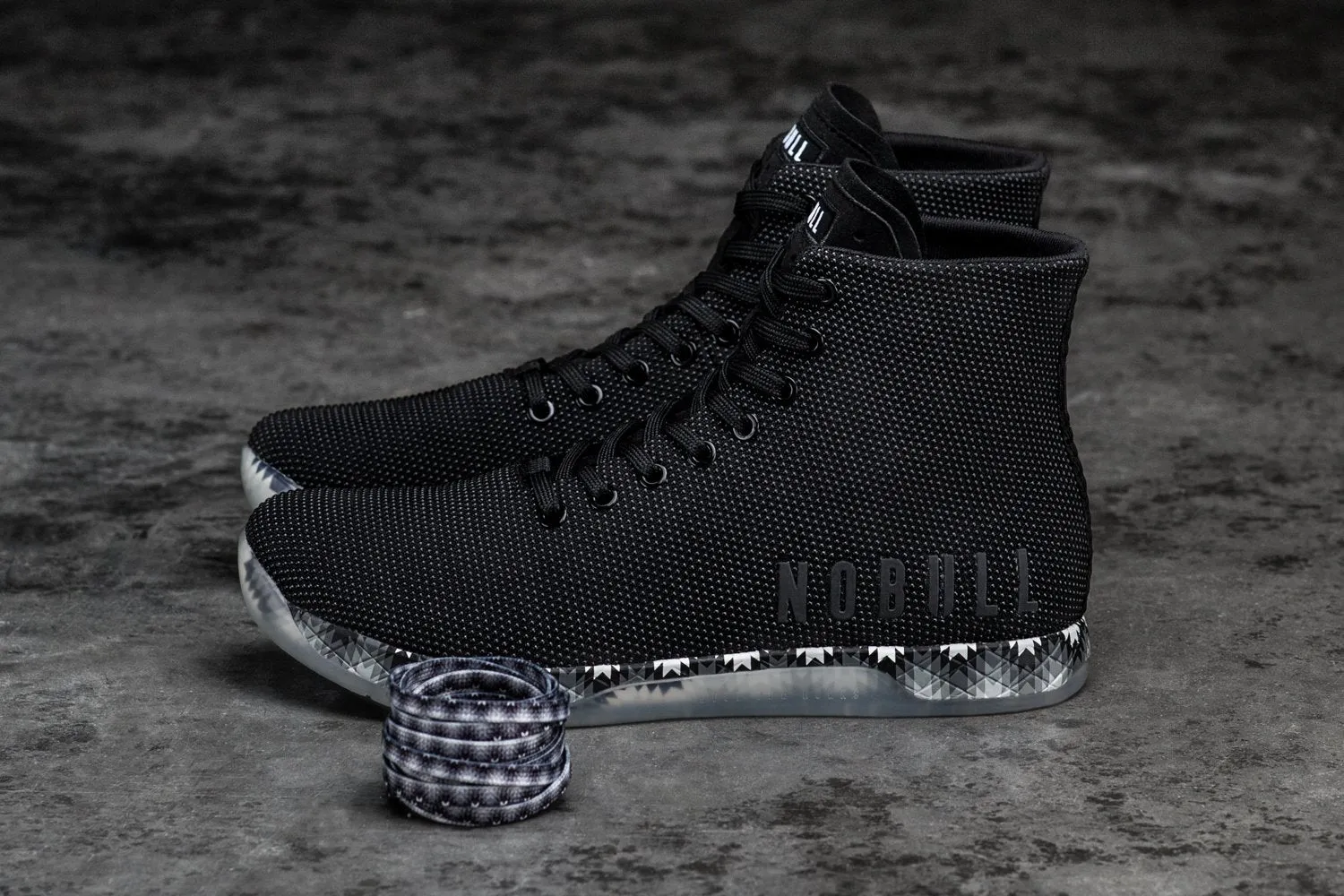 HIGH-TOP BLACK PATCHWORK TRAINER (WOMEN'S)