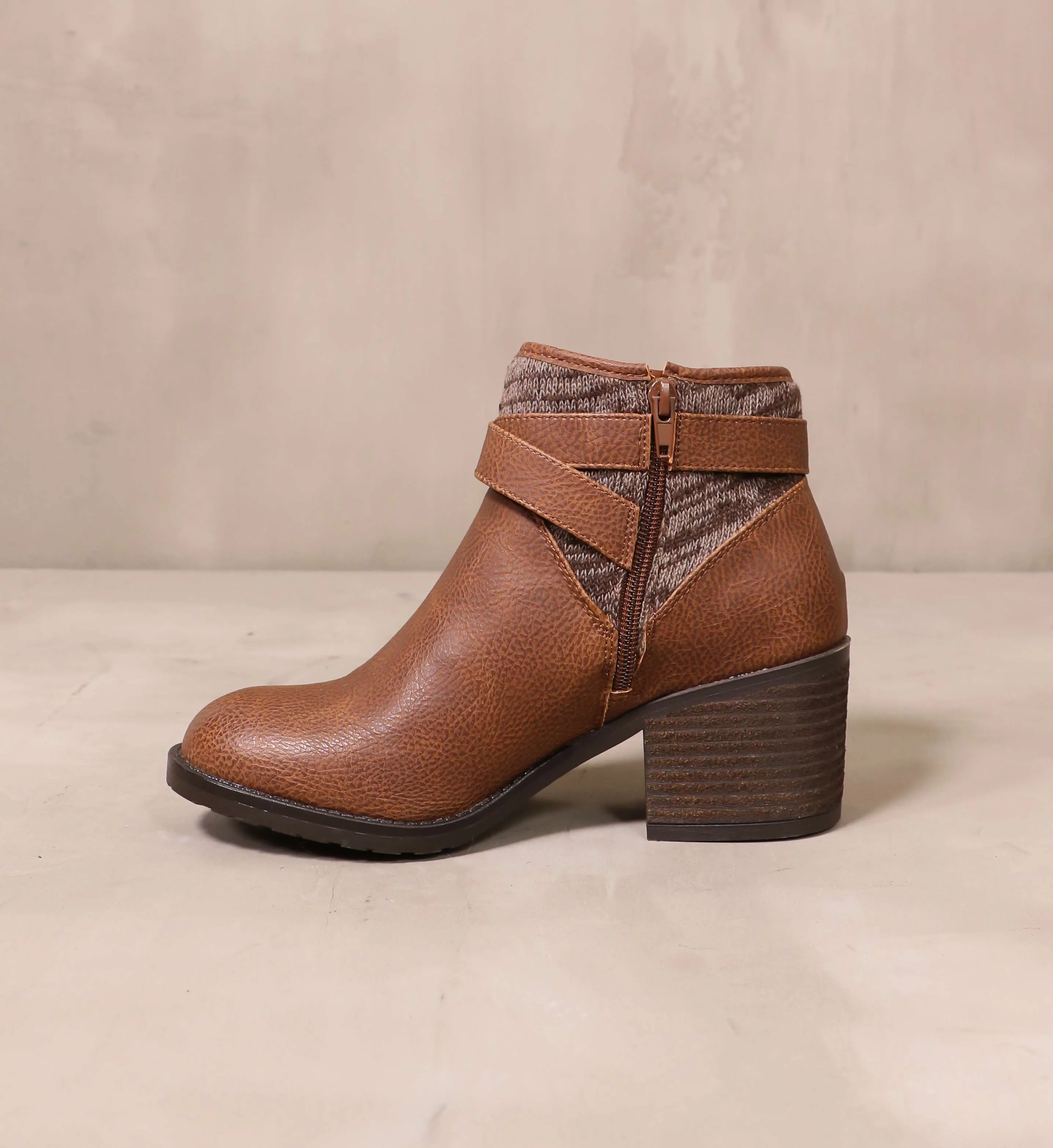 SWEATER LATE THAN NEVER ANKLE BOOT