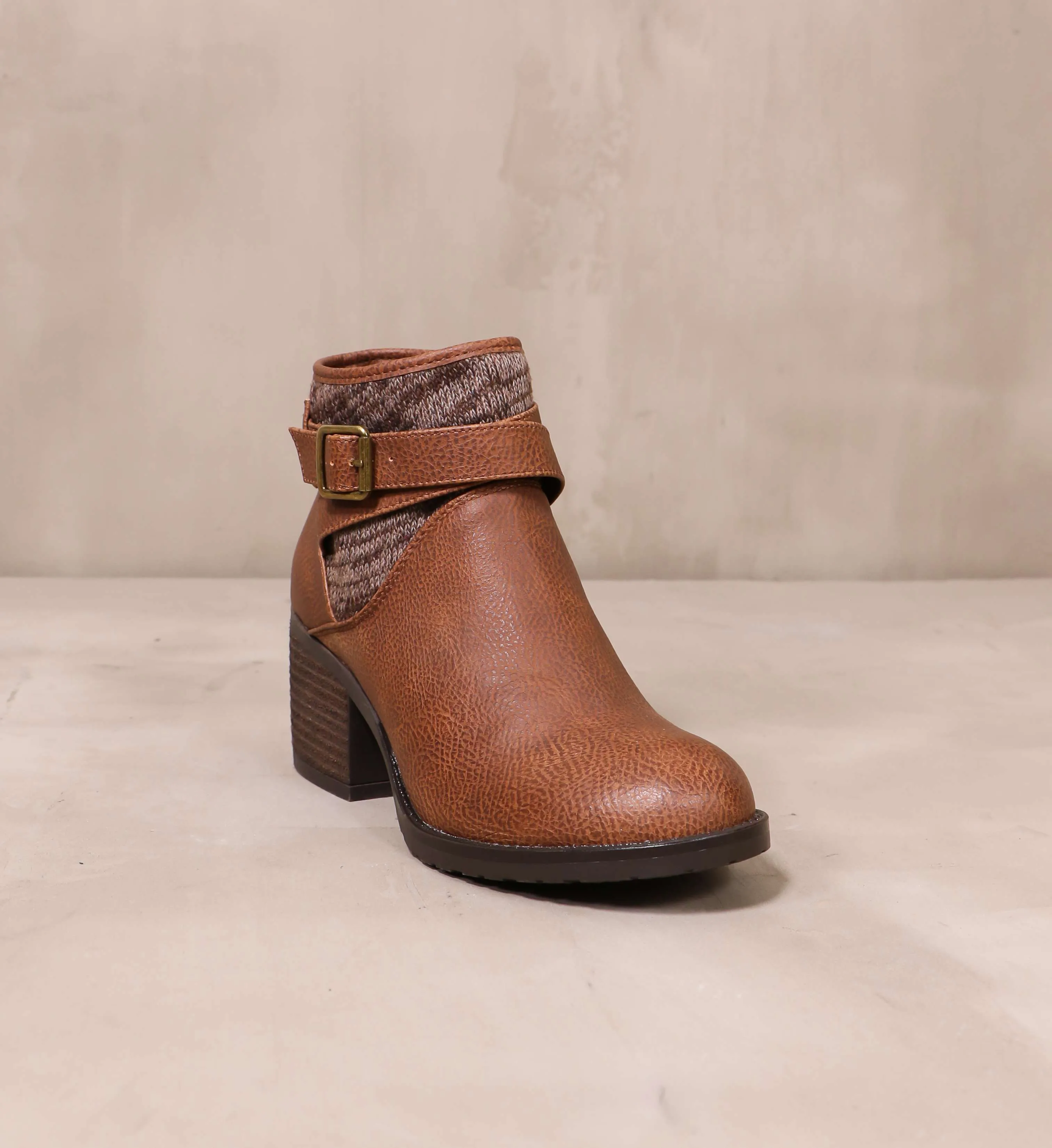 SWEATER LATE THAN NEVER ANKLE BOOT